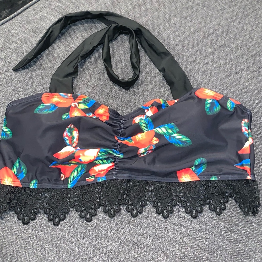Floral bikini top